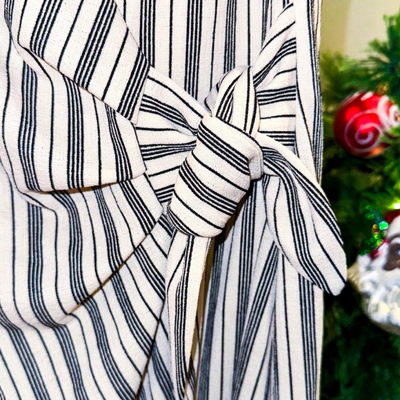 H&M Striped Wrap Midi Dress| Holiday Casual, Brunch, Work Party- Size Small - Picture 5 of 9